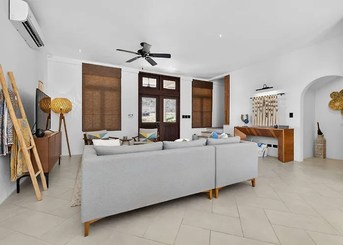 Modern With Private Pool Holiday home *
